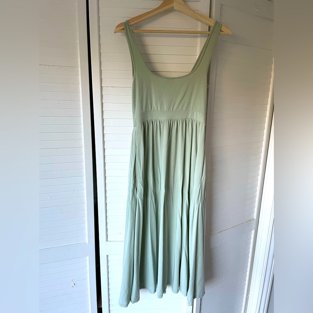 Like New Aritzia Market Dress in Sage Green size S